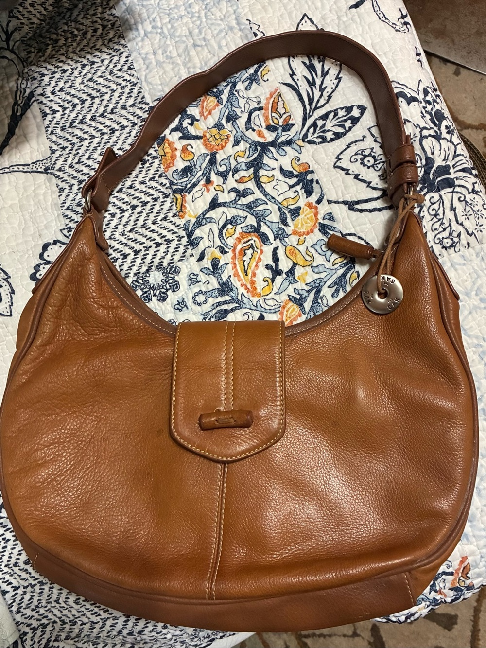The SAK Leather Hobo Shoulder Bag in tan w/gingham lining-stunning!